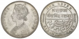 India. Bikanir. Victoria. 1 rupia. 1892. Ganga Singh. (Km-72). Ag. 11,65 g. Escasa. EBC-. Est...90,00.