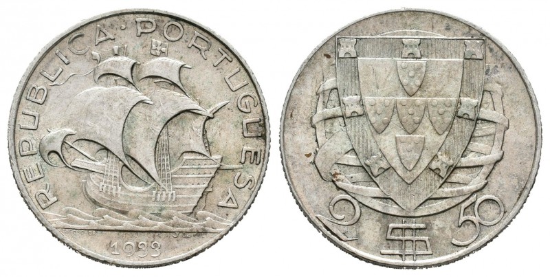 Portugal. 2 1/2 escudo. 1933. (Km-580). (Gomes-30.02). Ag. 3,58 g. EBC-. Est...5...