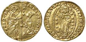 Chio. Emissioni anonime del sec. XIV. Imitazione del ducato veneto a nome del doge Andrea Dandolo (1343-1354) AV gr. 3,48. Gamberini 344. Buon BB