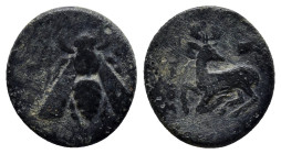 Ionia. Ephesos circa 390-320 BC. Uncertain magistrate Bronze Æ (14mm, 2.1 g) Bee / Stag kneeling left, head right; astralogos above.