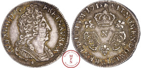 Louis XIV (1643-1715), 1/10 d'écu aux 3 couronnes, 1713, N, Montpellier, Av. LVD. XIIII. D. G. FR. ET. NAV. REX. Buste cuirassé à droite, Rv. SIT. NOM...