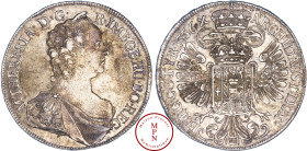 Marie-Thérèse (1740-1780), Thaler, 1756, Vienne (Wien), Av. M. THERESIA. D. G. R. IMP. GE. HU. BO. REG., Buste diadémé, voilé et cuirassé à droite, Rv...