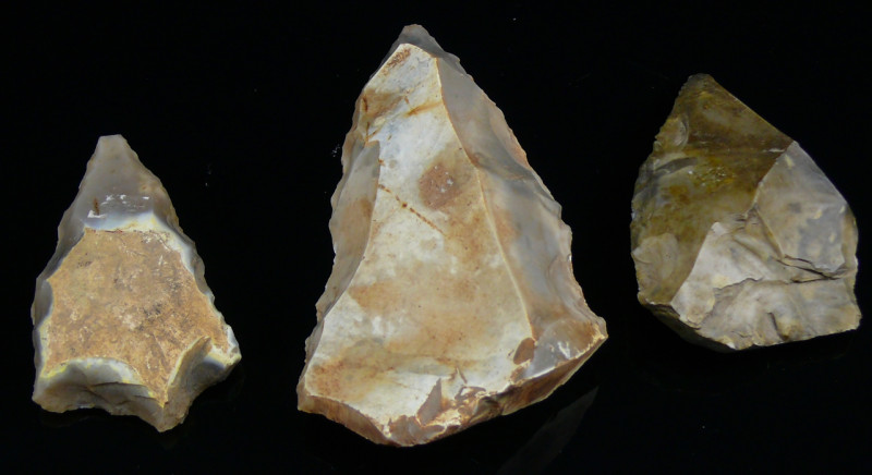 Paléolithique - La Combe (Seine-Martitime 76) - Lot de 3 pointes taillées
Lot d...