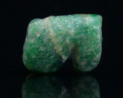 Egypte - Basse époque - Œil oudjat - 633-332 av. J.-C. - (26-30ème dynastie)
Œil oudjat en pâte de verre de couleur vert foncé. 15*13 mm