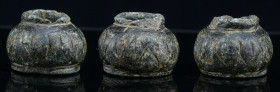 Proche Orient ou Iran - Vase en chlorite - 800 / 500 av. J.-C.
Beau petit vase à onguents en chlorite. Vase à panse sphérique et col court droit, orn...