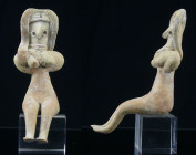 Vallée de l'Indus - Merghar - Statuette de femme assise - 2800 / 2600 av. J.-C.
Statuette merghare en terre cuite représentant une femme assise, les ...