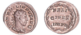 Philippe 1er - Antoninien (247, Rome)
A/ IMP PHILIPPVS AVG Buste radié et drapé à droite. 
R/ FELICITAS IMPP dans une couronne de laurier.
SUP
C.3...