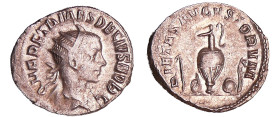 Hérennius - Antoninien (251, Rome)
A/ Q HER ETR MES DECIVS NOB C. Buste radié et drapé à droite. 
R/ PIETAS AVGVSTORVM. Aspersoir, simpule, vase à s...