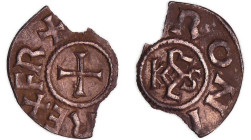 France - Charlemagne (768-814) - Denier (Tours)
A/ + CARLVS REX FR Croix.
R/ TVRONIS Autour du monogramme de Karolus.
TTB
Nou.101-Dep.1032
 Ar ; ...