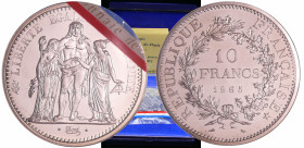 France - Cinquième république (1959- ) - 10 francs Hercule 1965 piéfort en argent
 Flan bruni (PROOF)
Ga.813-GEM.183.P1
 Ar ; 50 gr ; 37 mm
Monnai...