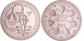 Afrique de l'ouest - 500 francs 1972
FDC
KM#7
 Ar ; 25 gr ; 37 mm
Monnaie sous blister et avec sa boite de présentation.