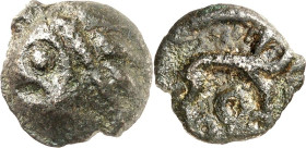 GALLIEN. 
LEUCI (um Toul). 
Potin-19mm 4,21g. Kopf n. l. / Eber n. rechts! darunter 3 Kreise. LT&nbsp; 9044ff. . 

d'grüne Patina ss