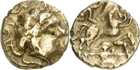 GALLIEN. 
NAMNETES (um Nantes). 
Viertelstater 1,32g. Kopf m. "Perlenschlange" n.r. / Androkephales Ross mit Lenker n.r.; unten Halbfigur m. ausgebr...