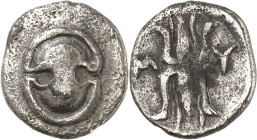 BOIOTIEN. 
MYKALESSOS (bei Rhitsona). Obolos (400/375 v.Chr.) 0,72g. Boiot. Schild&nbsp;/ M-Y Keraunos. Coll.BCD&nbsp; 179, BMC&nbsp; 1-2, SNG Cop.&n...