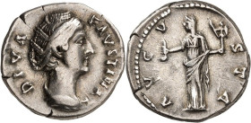 RÖMISCHES KAISERREICH. 
Diva Faustina senior z.Z. Antoninus Pius 141/161. Denar 3,38g. Pallabüste n.r. D I V A - FAVSTINA / AVGV-STA Faustina-Vesta s...