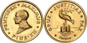 ITALIEN. 
KIRCHENSTAAT. 
Pius XII. 1939-1958. Medaille o.J. (v.Heraeus) Büste l./ Taube OPUS JUSTITIAE PAX 22,7mm 7,94g 900 fein. . 

GOLD St