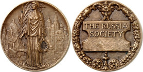 RUSSLAND. 
MEDAILLEN. 
Nikolaus II. 1894-1916. Britische Medaille o.J. (um 1900) (o. Sign.) d. Russia Society. Weibl. Gestalt steht mit Kranz u. Pal...