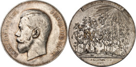 RUSSLAND. 
MEDAILLEN. 
Nikolaus II. 1894-1916. Preismedaille 1909 (letzte Ziffer gepunzt) (o. Sign.) f. d. erfolgreichen Abschluss studierender Mädc...