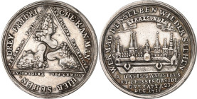 Brandenburg/-Preussen. 
Friedrich Wilhelm I. 1713-1740. Medaille 1715 (o. Sign.) auf die Eroberung von Stralsund. Die Köpfe Fr. Wilh. I., Fr. Augusts...