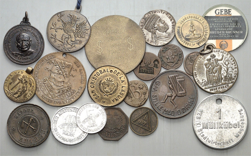 Sammlungen u. Lots. 
LOTS UND SAMMLUNGEN. 
allgemein. Schachtel mit Marken, 18...