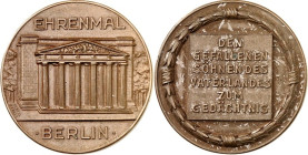 STÄDTE. 
DEUTSCHE STÄDTE. 
BERLIN. Medaille o.J. (nach 1931) (v. Oertel, Berlin) EHRENMAL, d. Gefallenen d. Weltkriegs zum Gedächtnis. Ansicht d. vo...