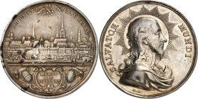 RELIGION UND ETHIK. 
SALVATORMEDAILLEN. 
WIEN. Medaille o.J. (um 1769-1778) (v. A. Widemann) Nimb. Christus-Brb. n.r. SALVATOR - MUNDI / Ansicht von...