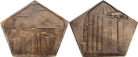 BILDHAUER und MEDAILLEURE des XIX. bis XXI. Jh.. 
DEUTSCHLAND zeitgenössisch nach 1945. 
TONG, Hon Sang *1939 Hongkou. Plakette o.J. (1974) St. Kolu...