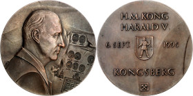 BILDHAUER und MEDAILLEURE des XIX. bis XXI. Jh.. 
NORWEGEN. 
RISE, Ingrid Austlid *1955 Oppdal. Medaille 1995 (b. Münze Kongsberg) a.d. Besuch v. HA...