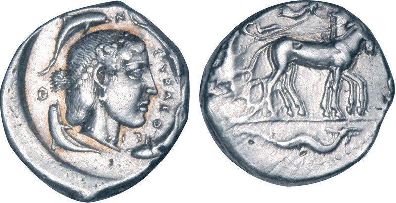 SICILE
Syracuse, (460-450) : Tetradrachme à la tête d'Aréthuse entourée de 4 da...