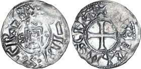 ORLÉANAIS
Orléans, monnaies au nom de Hugues (vers 1010-1025) : Denier, croix non cantonnée
 - TTB 40 (TTB+)
Rare ! - légère faiblesse


DF 524,...