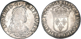 LOUIS XIV le Grand (1643-1715)
Écu blanc au buste juvénile, 1er type
1663 L - TTB 45 (TTB++)
Assez Rare !


DR 290, D 1483, GR 205, Dav# 3802, K...