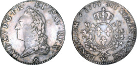 LOUIS XV le Bien aimé (1715-1774)
Écu aux branches d'olivier & à la vieille tête
1774 W - TTB 35 (TTB)
nettoyage ancien


DR 562, D 1685, GR 323...