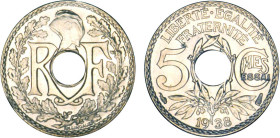 5 CENTIMES
5 Cmes petit module
1938 - FDC 64 (FDC)
ESSAI en creux - Rarissime !!!


G 170, F 122, KM# 875
 - CUPRO-NICKEL - 1,51g
 -----------...