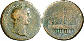 Traian (98 - 117): Bronzesesterz 103/104, Rom, Kopf nach rechts mit Lorbeerkranz | Circus Maximus, im Inneren Spina und Obelisk, 25,58 g, Cohen 545, R...