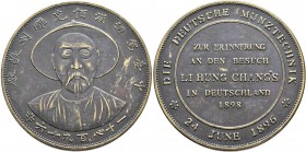 China: Bronzemedaille 1898, zur Erinnerung an den Besuch von Li Hung Chang´s in Deutschland. Av: Brustbild Li Hung Chang´s von vorn, Rv: 5 Zeilen Schr...
