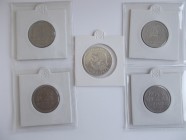 Bundesrepublik Deutschland 1948-2001: Lot 5 Münzen, dabei: 5 DM 1964 J, Johann Gottlieb Fichte, Jaeger 393, vorzüglich, 4 x 2 DM Ähren 1951 D,F,G,J, J...