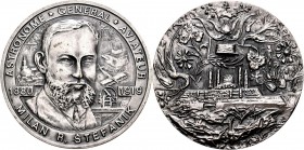 Medaillen alle Welt: Slowakei: Lot 2 Stück, Silbermedaille 1990 von Kosapiska, auf Milan R. Stefanik 1880-1919, slowakischer Politiker, Silber 900, 50...
