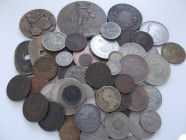 Alle Welt: Lot Münzen und Medaillen, überwiegend ältere Stücke um 1900, dabei einige aus Silber, Gesamtgewicht ca. 950 g.
 [taxed under margin system...