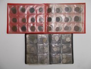 Russland: 2 Alben voll mit Russischen Münzen. Album 1 mit fast 70 Kupfermünzen von ½ Kopeke bis 5 Kopeken, meist um 1900, Album 2 mit über 50 Silbermü...
