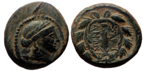 Lydia, Sardes (2nd-1st centuries BC) AE (Bronze, 4,20 g, 16mm)
Obv: Laureate head of Apollo right.
Rev: ΣAPΔIA / NΩN. Club right within wreath; monogr...
