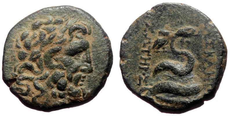 Mysia, Pergamon.AE,(Bronze, 7.40 g, 21mm), Circa 133-27 BC.
Obv: Laureate head ...