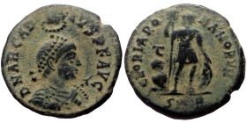 Arcadius (383-408). AE. (Bronze, 4.65 g. 22mm.) Thessalonica.
Obv: D N ARCADIVS P F AVG. Bust of Arcadius, pearl-diademed, draped and cuirassed, righ...