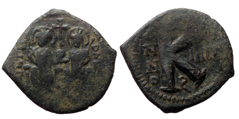 Justin II with Sophia (565-578) Theoupolis (Antioch) Half follis AE (Bronze, 25m...