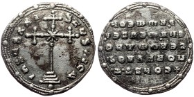 Constantine VII Porphyrogenitus and Romanus I. AR, Miliaresion (Silver, 2.58 g. 23 mm.). Constantinople. 913-959 AD.
Obv: IҺSЧS XRISTЧS ҺICA. Cross c...
