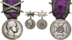 Orden deutscher Länder Sächsische Herzogtümer ab 1826
Silberne Verdienstmedaille mit Schwerterspange "1914" Verliehen 1914-1915. Porträt Carl Eduard ...