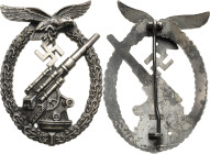 Orden des Dritten Reiches
Kampfabzeichen der Flakartillerie (Luftwaffe). Verliehen 1941-1945 Hersteller "BREHMER MARKNEU-KIRCHEN", Neusilber, altsilb...