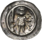 Anhalt, Brakteatenzeit
Nachfolger Heinrich I., 2. Hälfte 13. Jahrhundert Brakteat. Stehender Markgraf mit Schwert und Doppelkugelkreuz zwischen 2 Tür...