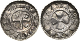 Naumburg, Bistum
Anonym Hochrandpfennig Kreuz, in den Winkeln Kugeln und Ringeln, außen Keiltrugschrift / Keilkreuz im Strichelkreis, außen Trugschri...