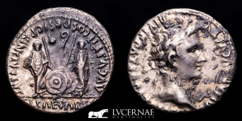 Roman Empire - Augustus (27 B.C. - 14 A.D.) Silver denarius (3,56 g. 19 mm.) Lug...