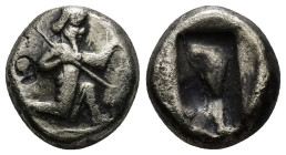 ACHAEMENID EMPIRE. Time of Artaxerxes I to Artaxerxes II (Circa 450-375 BC). Siglos. (15mm, 5.4 g) Sardes. Obv: Persian king in kneeling-running stanc...